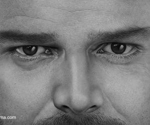 Detalle Retrato por encargo de Ricky Martin Dibujo a Lápiz Por Gabriel Serna
